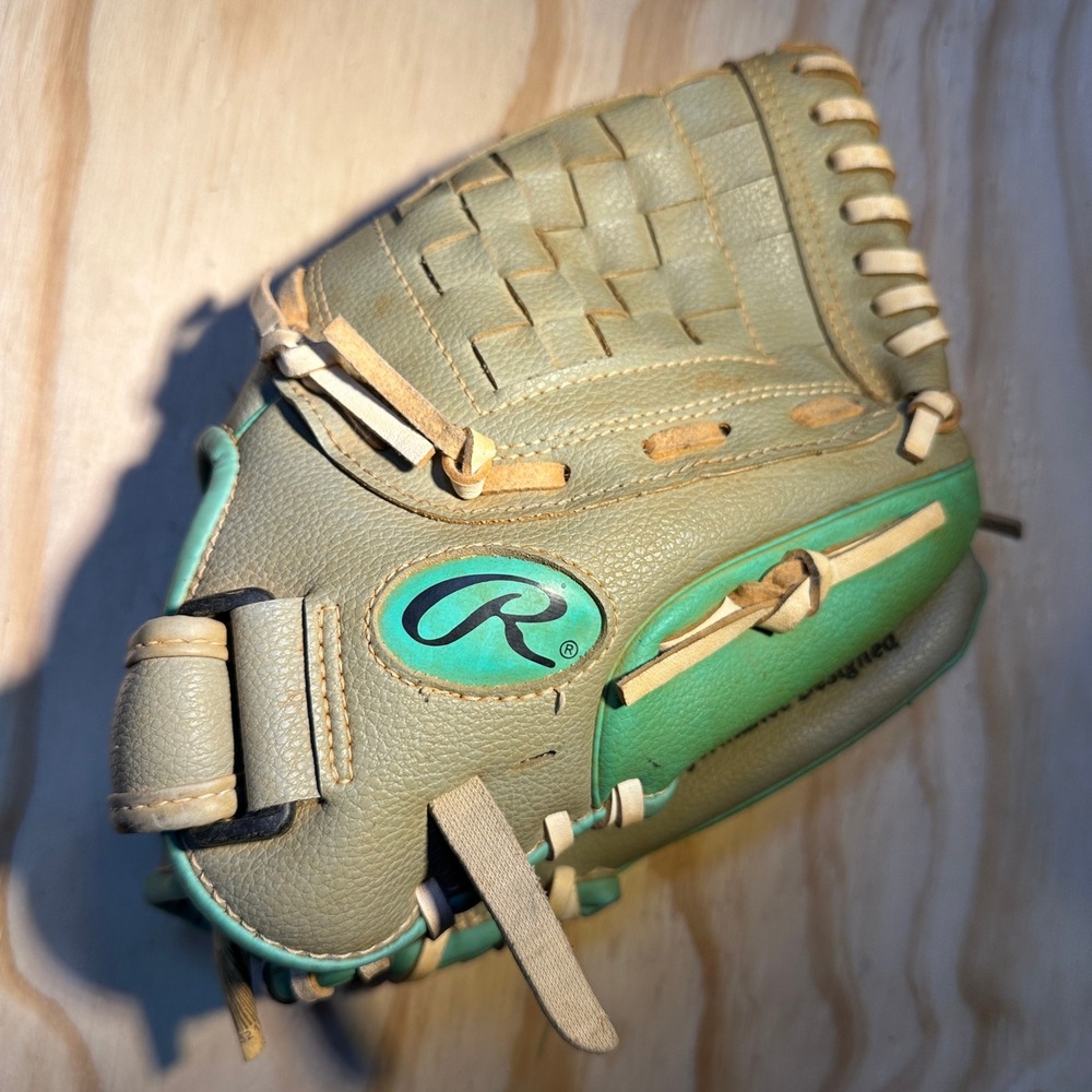 Rawlings Players Series 11 Inch Youth Baseball Glove Gray Green WPL11GM RHT